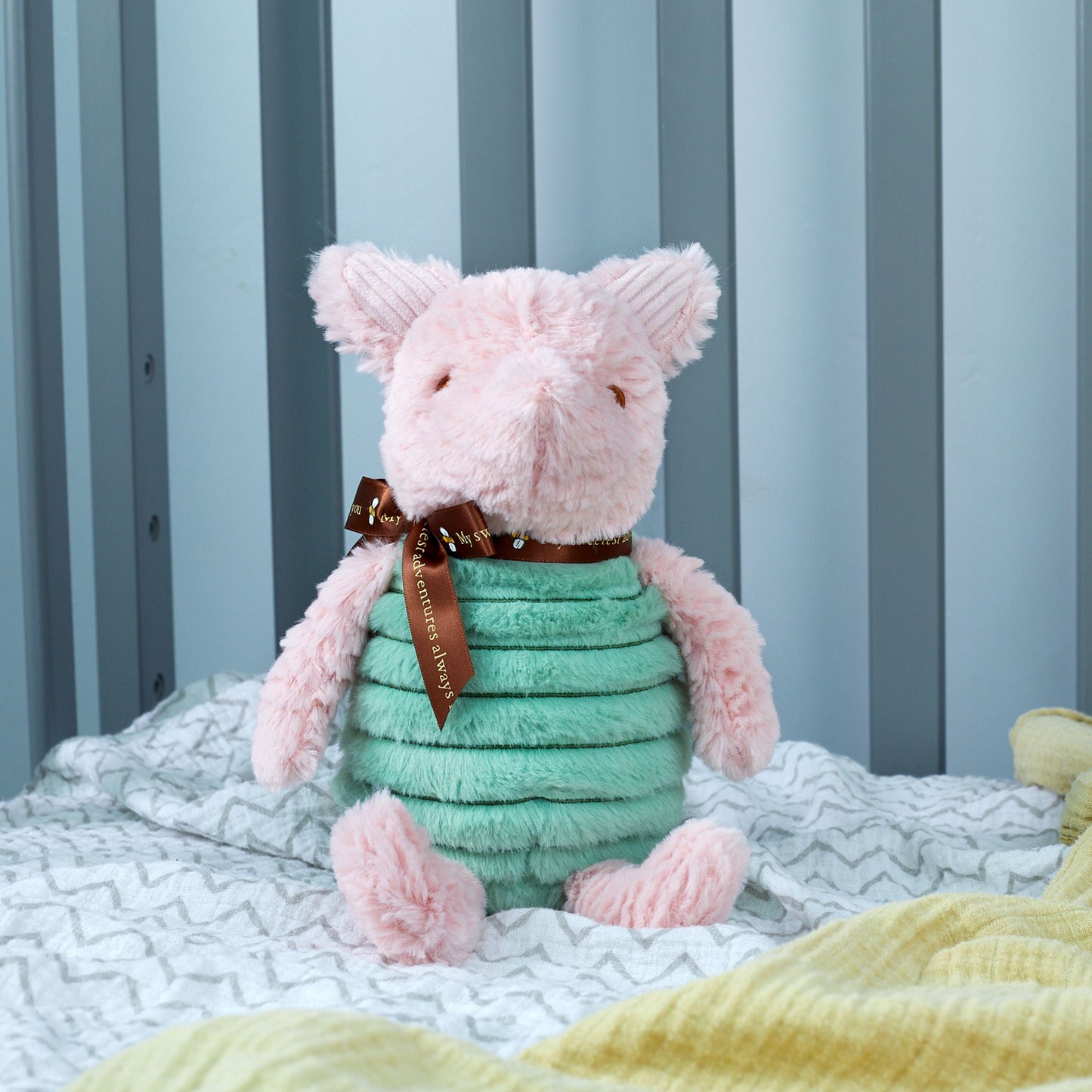 Winnie The Pooh Classic Floppy 23cm Plush - Piglet